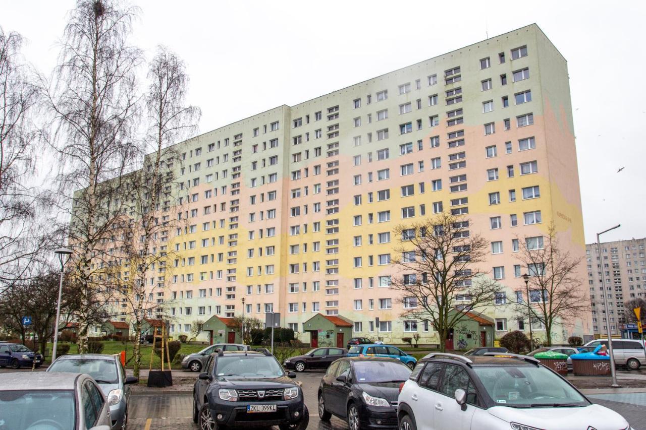 Al-Dom Apartamenty Szary Bursztyn Kolobrzeg Exterior photo